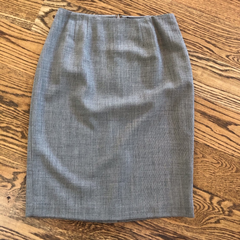 CLASSIC ELLEN TRACY BROWN TWEED PENCIL SKIRT